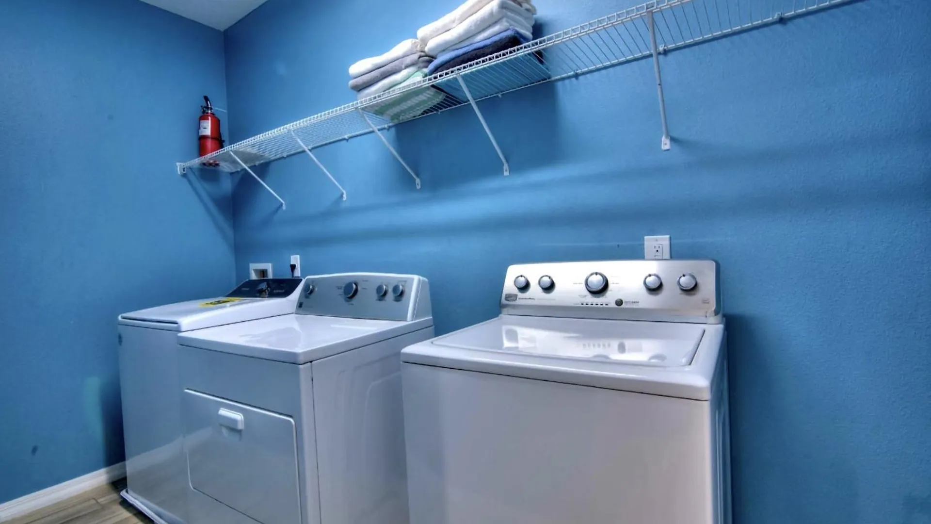 Reduce Rate Resort Home For 34 People Davenport Holiday home