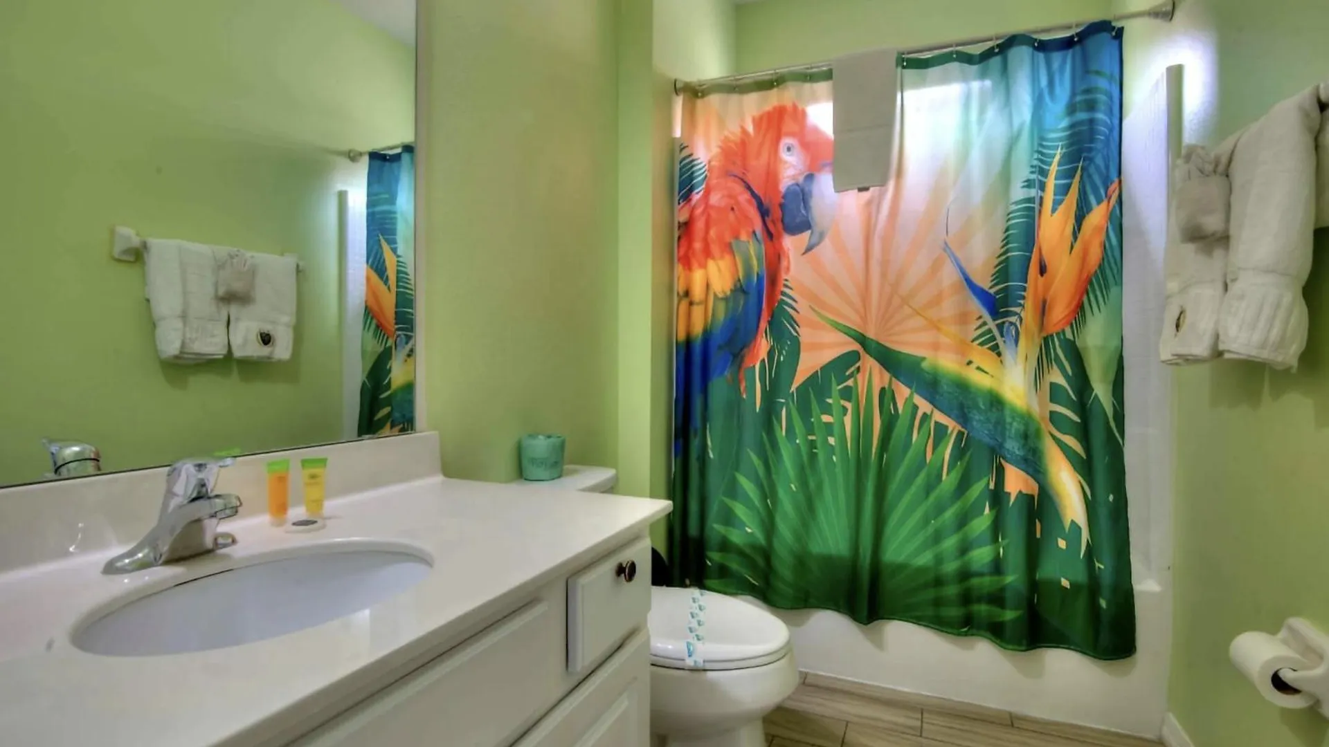 Reduce Rate Resort Home For 34 People Davenport 0*,