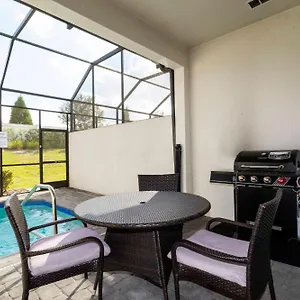  Holiday home Beautiful Townhouse With Pool Close To